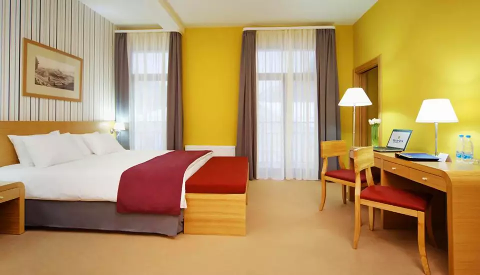 هتل تولیپ این رزا خوتور سوچی